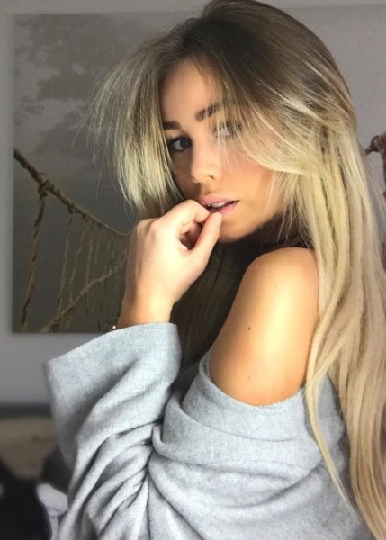 Проститутка Ария